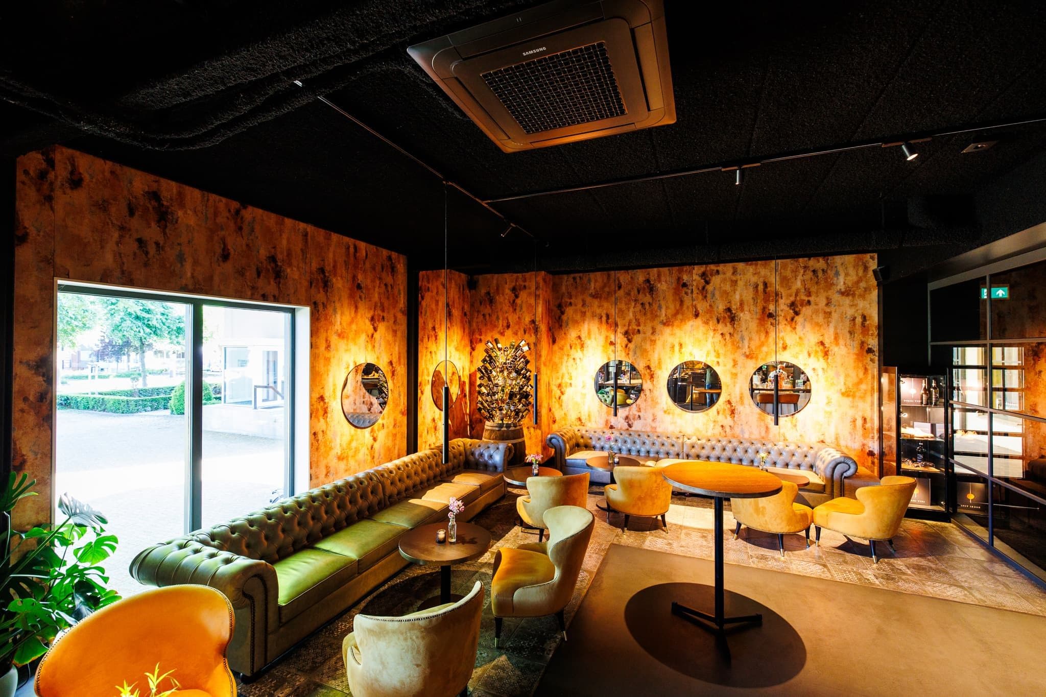 Winebar 03